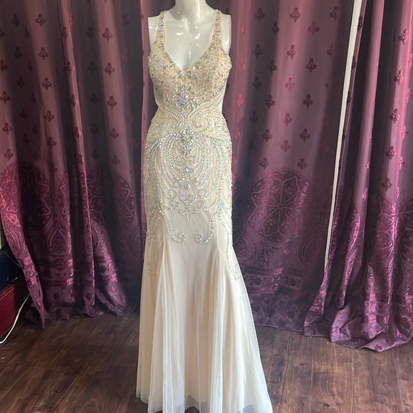 Camille La Vie Dresses & Skirts - Camille La Vie Cream Beaded Rhinestone Mermaid Gown Open Back Size 6